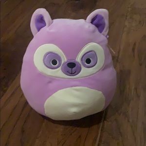 I’m getting rid of some of my toys!🦋🦋